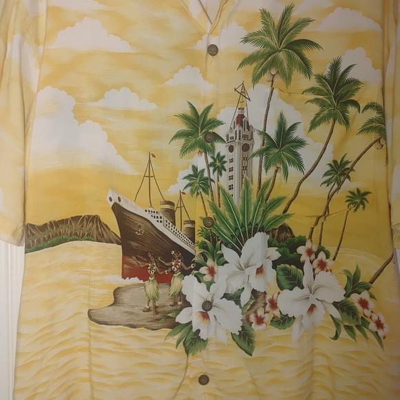 Halekulani Hawaiian Aloha Short Sleeve Camp Shirt Size Medium Yellow Rayon - Picture 3 of 6